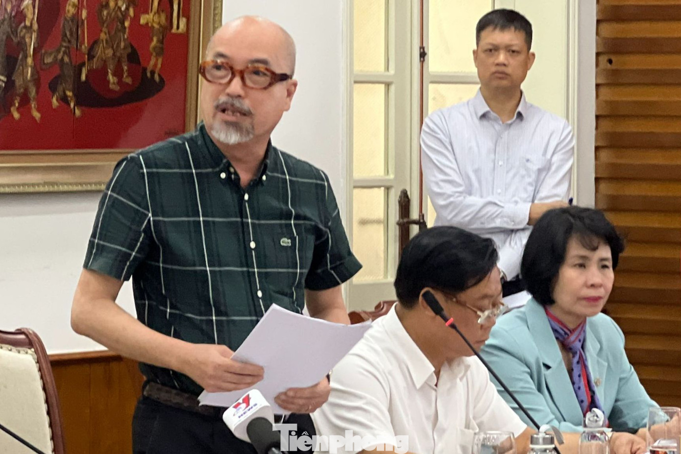 Cục trưởng Vi Kiến Thành nhắc đến việc thanh tra quá trình cổ phần hóa Hãng phim truyện Việt Nam. Ảnh: Nguyên Khánh.