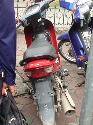 Phương tiện gây án của tên cướp