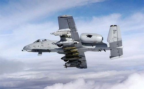 Báo Mỹ trầm trồ khả năng chiến đấu của 'xe tăng bay' Su-25 ảnh 3