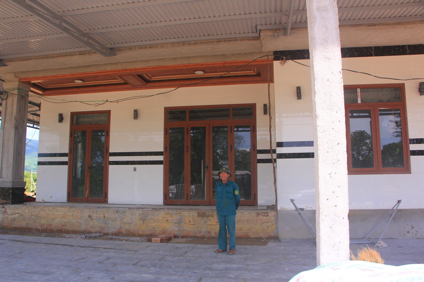 Ngôi nhà ông Cương sắp hoàn thiện ở vị trí mới.