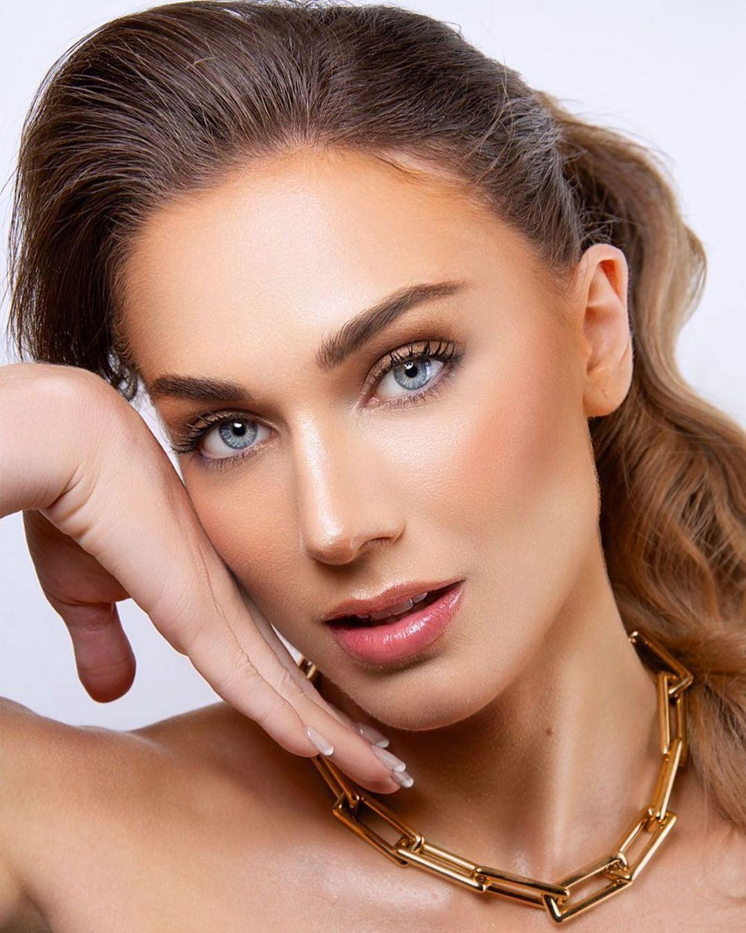 Cô sẽ đại diện cho Chile tham dự đấu trường sắc đẹp Miss Universe 2022 sẽ diễn ra vào cuối năm nay. Cô sẽ đại diện cho Chile tham dự đấu trường sắc đẹp Miss Universe 2022 sẽ diễn ra vào cuối năm nay.