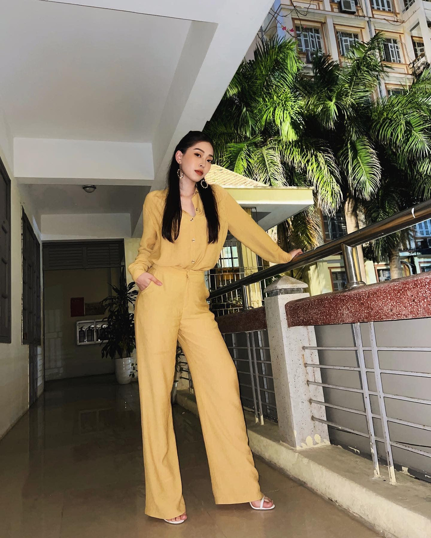 Á hậu Phương Nga vui mừng khi đã lấy lại được tên facebook sau một thời gian dài bị hacker đổi tên. Á hậu Phương Nga vui mừng khi đã lấy lại được tên facebook sau một thời gian dài bị hacker đổi tên.