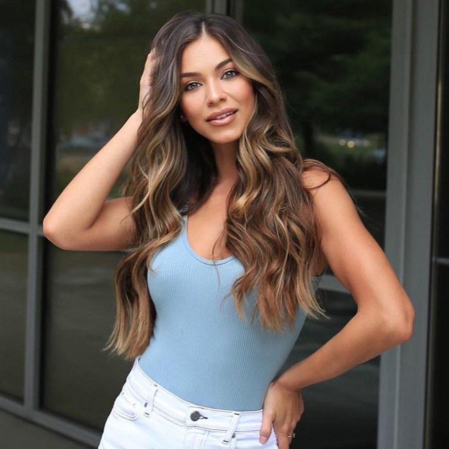 Không chỉ xinh đẹp, quyến rũ, Priscilla Londoño còn là nữ doanh nhân tài giỏi khi sở hữu thương hiệu thời trang riêng dành cho phái nữ.