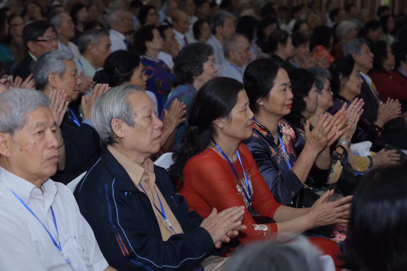 Cựu cán bộ Đoàn các thời kỳ tham dự buổi gặp mặt. Ảnh: Bảo Anh Cựu cán bộ Đoàn các thời kỳ tham dự buổi gặp mặt. Ảnh: Bảo Anh