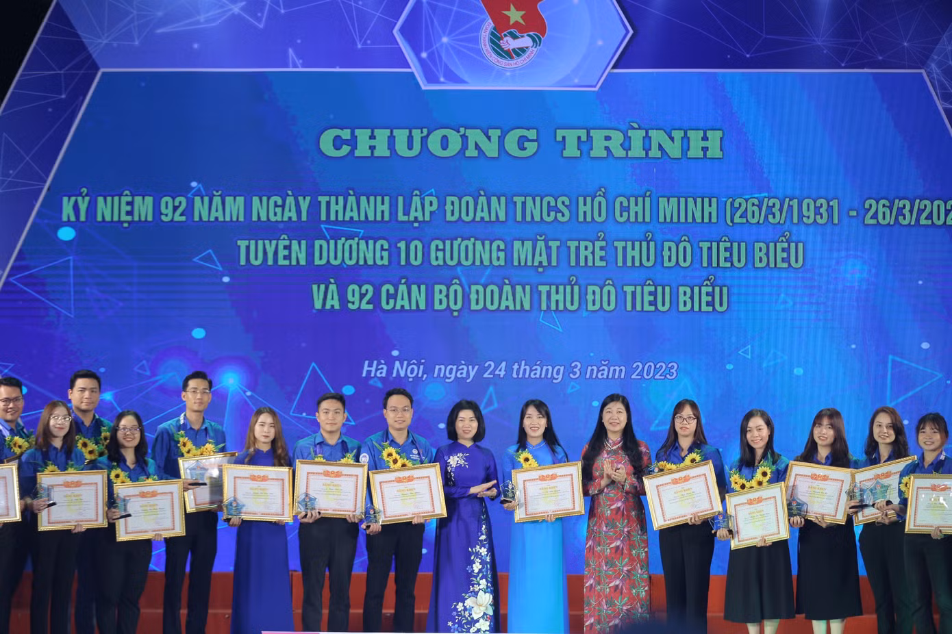Các cán bộ Đoàn tiêu biểu được tuyên dương tại chương trình