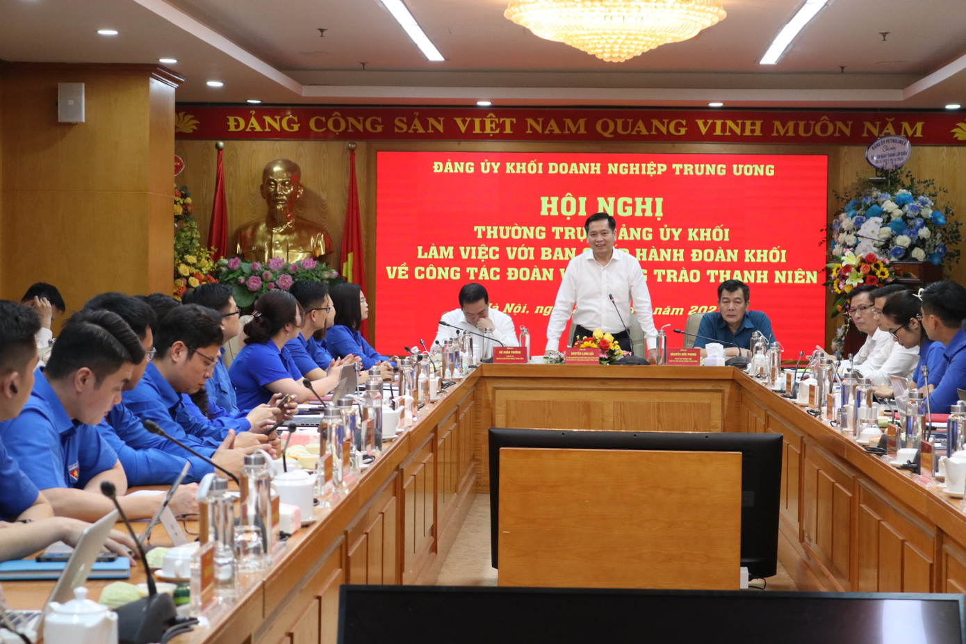 Ông Nguyễn Long Hải, Bí thư Đảng uỷ Khối Doanh nghiệp T.Ư phát biểu tại buổi làm việc