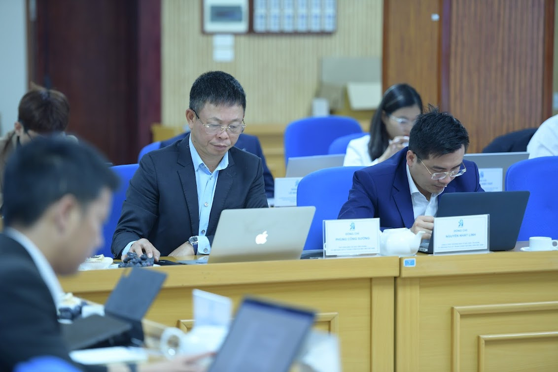 Nhà báo Phùng Công Sưởng, Phó tổng Biên tập Báo Tiền Phong đề xuất có chế tài, chỉ tiêu để các trường tham gia tích cực, hiệu quả. Ảnh: Dương Triều