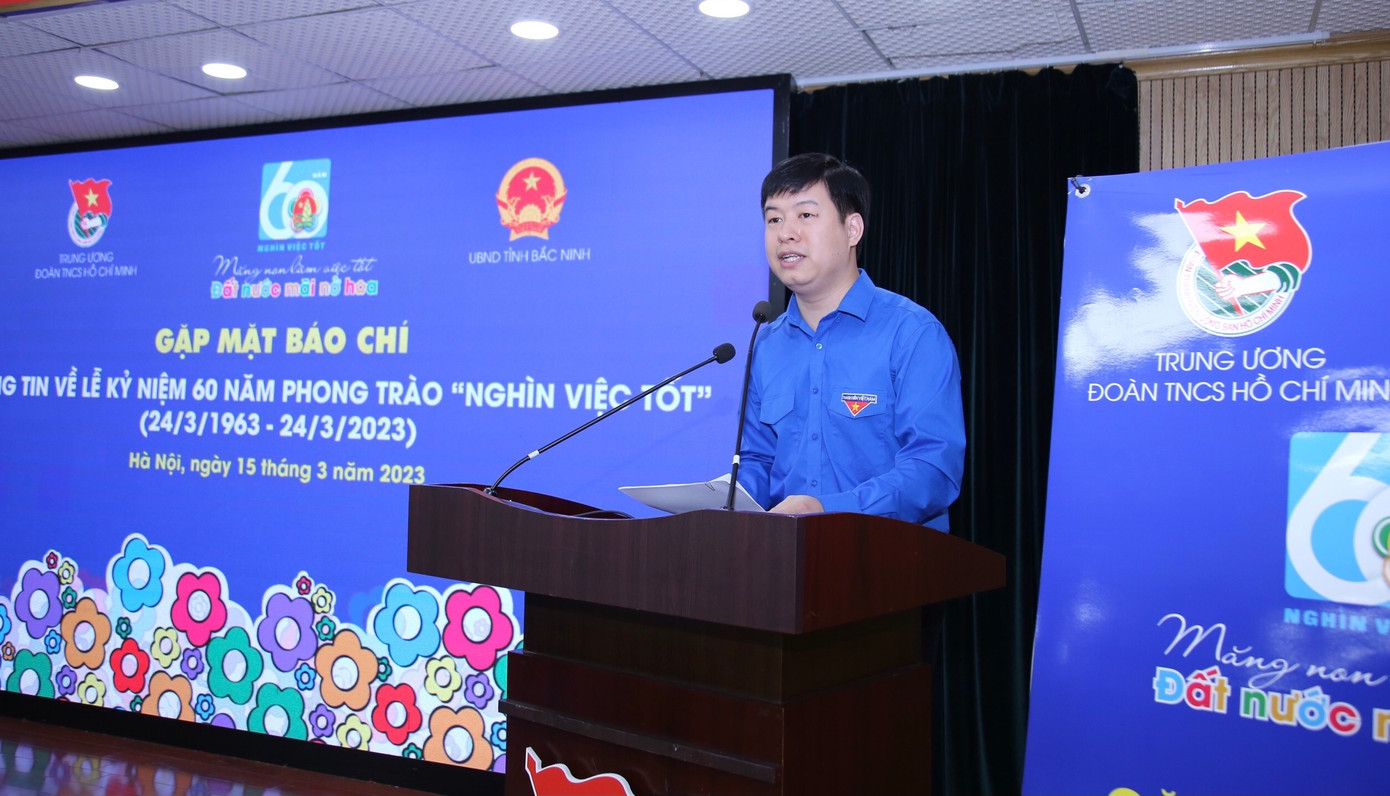 Anh Lê Hải Long, Trưởng ban Công tác Thiếu nhi T.Ư Đoàn, Phó Chủ tịch thường trực Hội đồng Đội T.Ư thông tin về lễ kỷ niệm. Ảnh: Lâm Đăng Hải