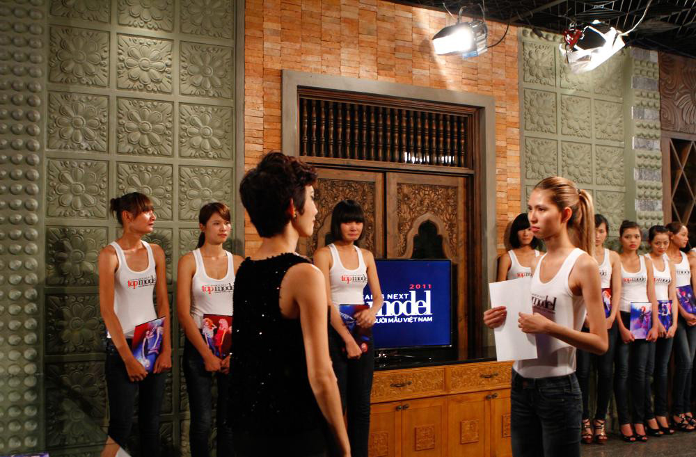 Xuân Lan nghiêm khắc phê bình thái độ ngôi sao của nữ thí sinh này