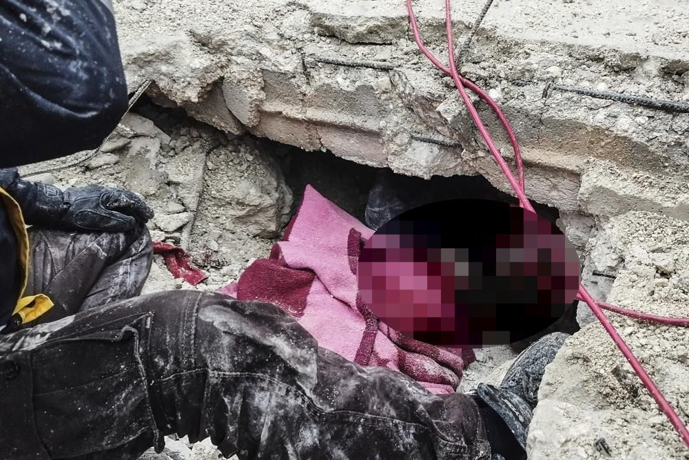 Cảnh tang thương ở Afrin (Syria). Ảnh: Reuters