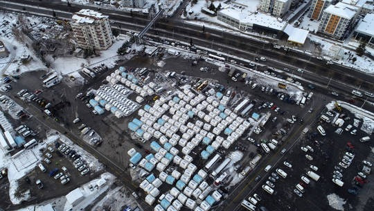 Lều sơ tán được dựng lên sau trận động đất ngày 6/2 ở Malatya. Ảnh: Getty Images Lều sơ tán được dựng lên sau trận động đất ngày 6/2 ở Malatya. Ảnh: Getty Images