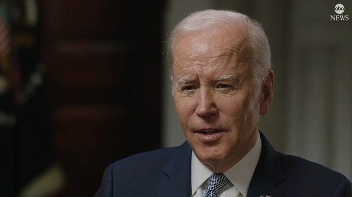 Tổng thống Mỹ Biden trong cuộc phỏng vấn với ABC News. Tổng thống Mỹ Biden trong cuộc phỏng vấn với ABC News.