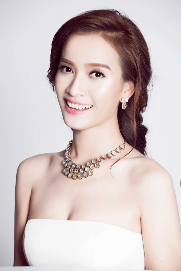 Những sao Việt mặt mộc vẫn xinh lung linh ảnh 21