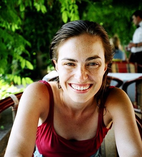 Hiện cô là nhà báo ở New York