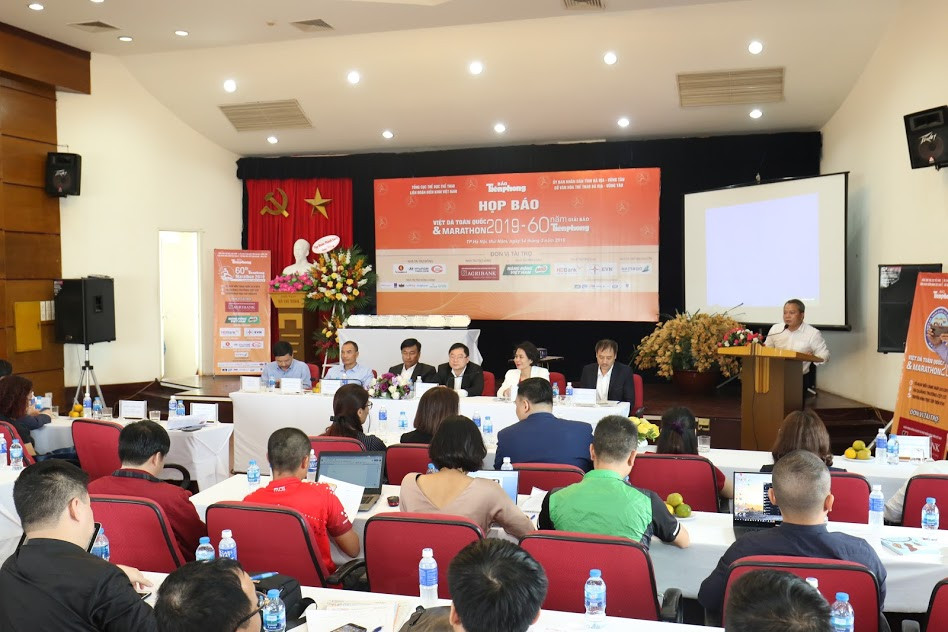 Hé lộ sân khấu vươn ra biển của Lễ khai mạc Marathon Tiền Phong ảnh 19