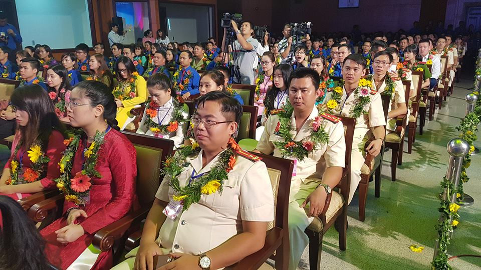 Tuyên dương Thanh niên tiên tiến làm theo lời Bác lần thứ V ảnh 5