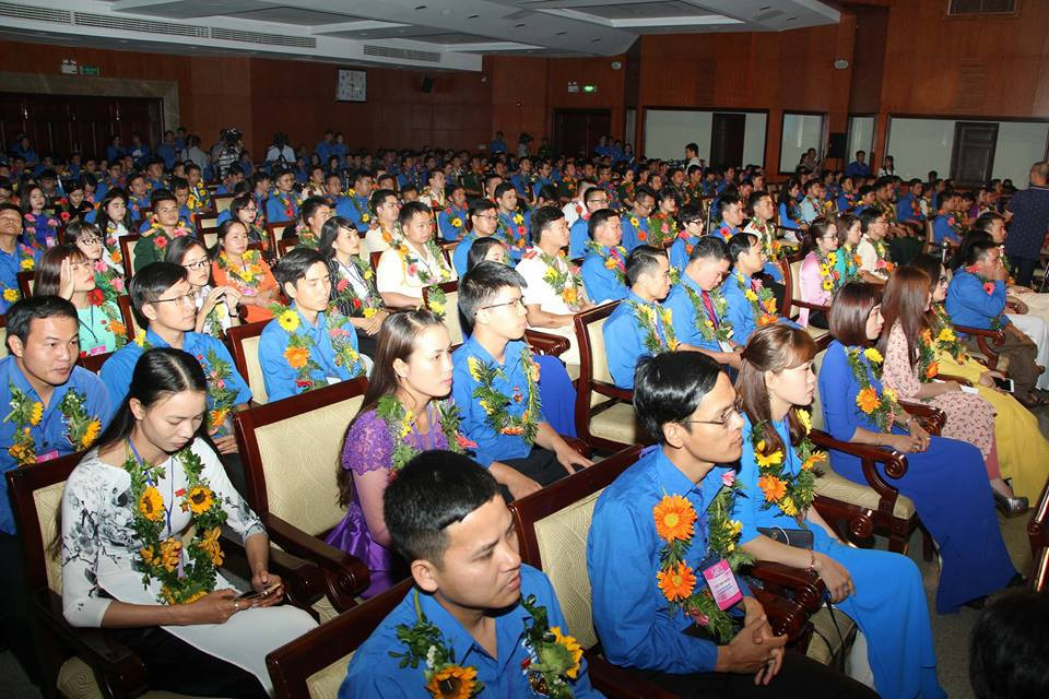 Tuyên dương Thanh niên tiên tiến làm theo lời Bác lần thứ V ảnh 3