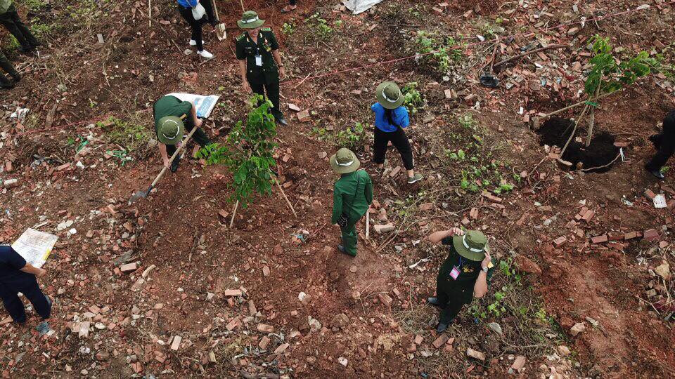 Ngày bận rộn của 336 Thanh niên tiên tiến làm theo lời Bác tại TPHCM ảnh 27