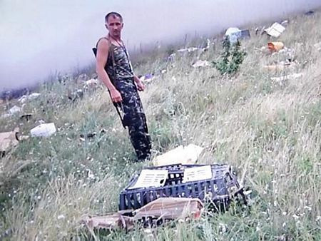 Xuất hiện video mới tố cáo ly khai Ukraine bắn rơi MH17 ảnh 1