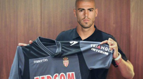 Đoạn kết buồn cho sự nghiệp của Victor Valdes ảnh 1