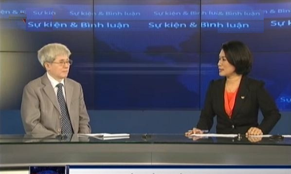 GS.TS Nguyễn Đình Cử (bên trái)