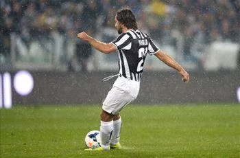 Pirlo khởi đầu chiến thắng cho Juve