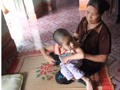 Bà Phan Thị Loan có 4 người thân chết vì ung thư Ảnh: T.V