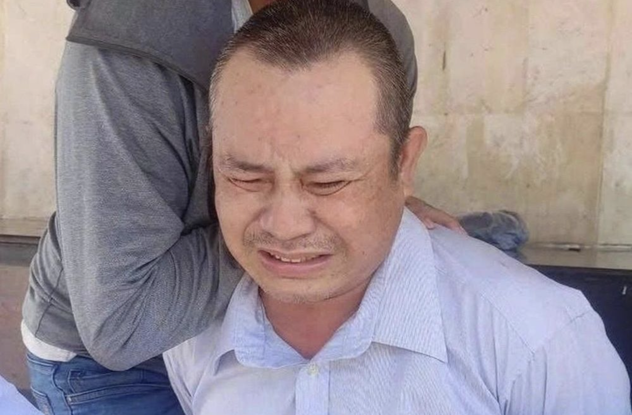 Đối tượng Võ Thế Hùng bật khóc khi bị lực lượng Công an bắt giữ. Ảnh: CAQT