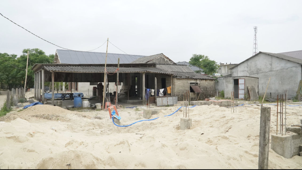 Bức thiết nhu cầu về nhà ở nên nhiều hộ dân phớt lờ quy định, xây dựng không phép