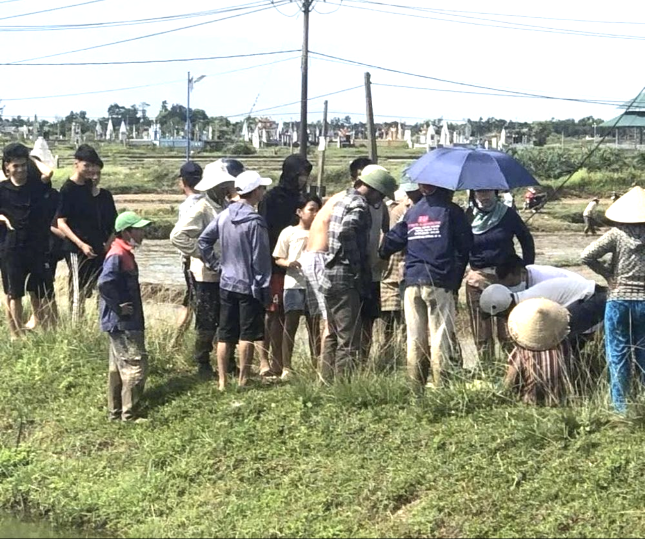 Hiện trường nạn nhân A. bị chết đuối Hiện trường nạn nhân A. bị chết đuối