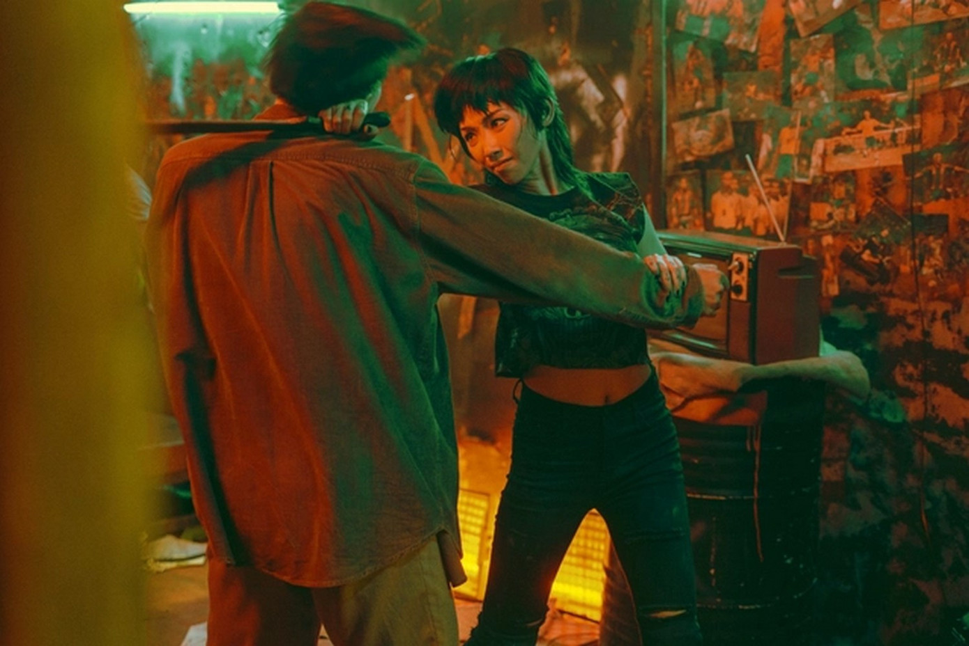 Ngay cả những tên tuổi hot như Tóc Tiên cũng không cứu được Thanh Sói.