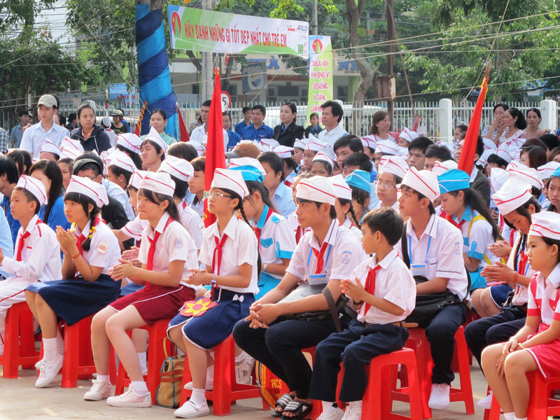Các em thiếu nhi tham gia ngày hội thiếu nhi Cần Thơ