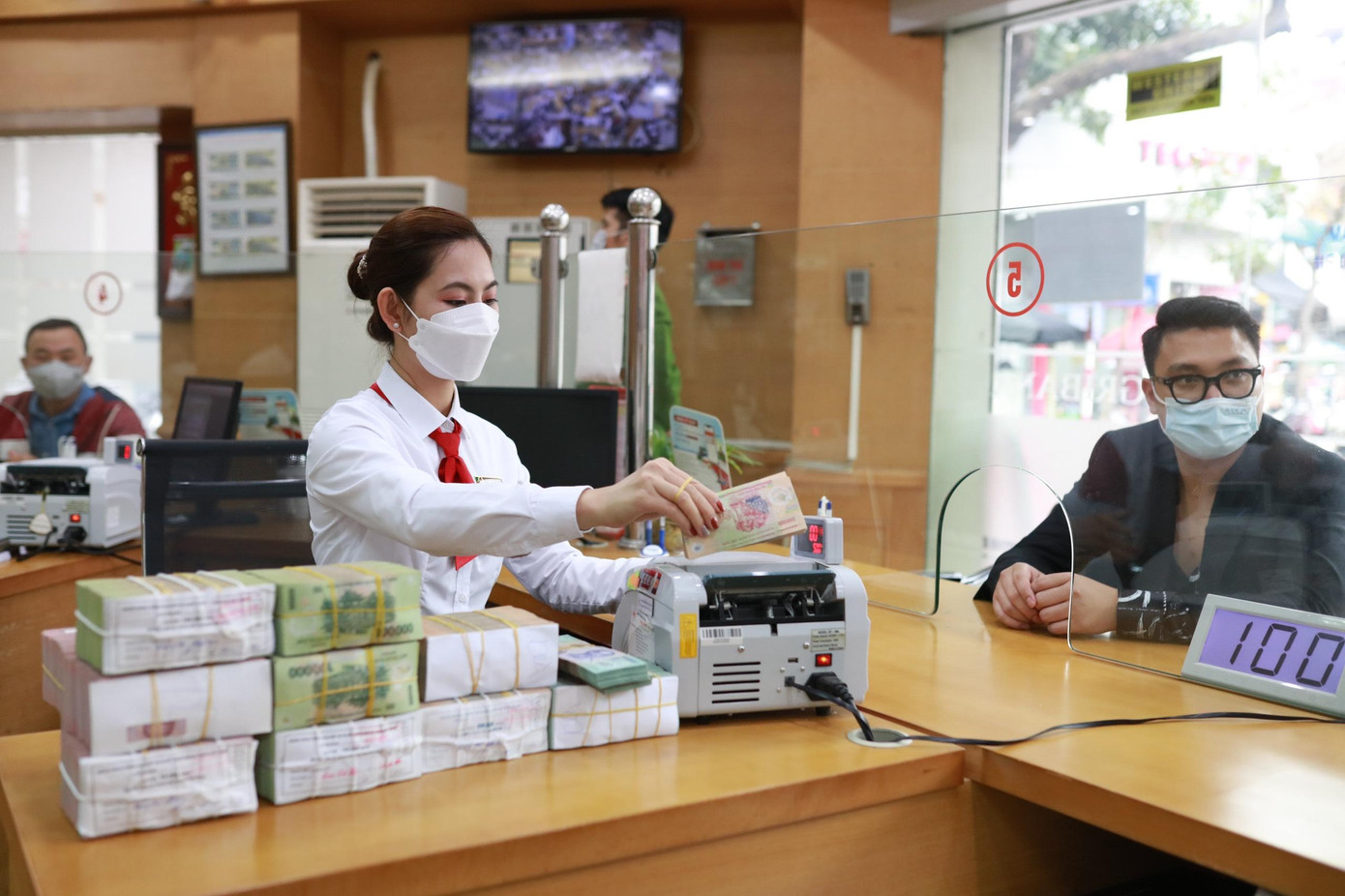 Đề xuất giãn, hoãn 125.000 tỷ đồng tiền thuế cho doanh nghiệp. ảnh Như Ý