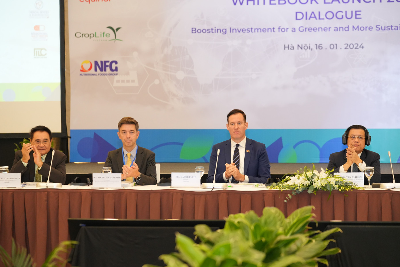 Eurocham công bố sách trắng thường niên lần thứ 15. Eurocham công bố sách trắng thường niên lần thứ 15.