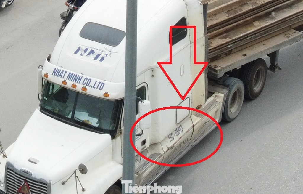 Xe có tải loại rơ-mooc có BKS 15C-05813 tên đơn vị chủ xe là Nhật Minh.