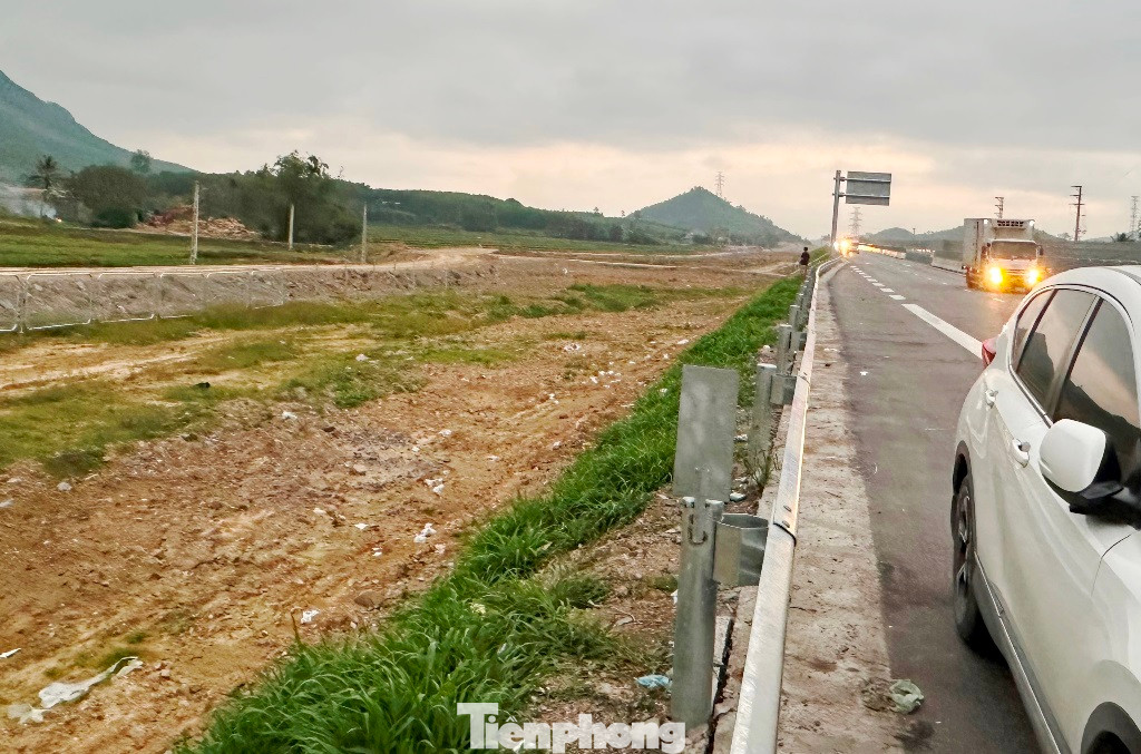 Vị trí trạm dừng nghỉ tiếp theo (thứ hai) là trạm đặt trên tuyến cao tốc Nghi Sơn - Diễn Châu, vị trí xây dựng Km427+035, thuộc hai xã Diễn Hạnh và xã Diễn Quảng huyện Diễn Châu, tỉnh Nghệ An.