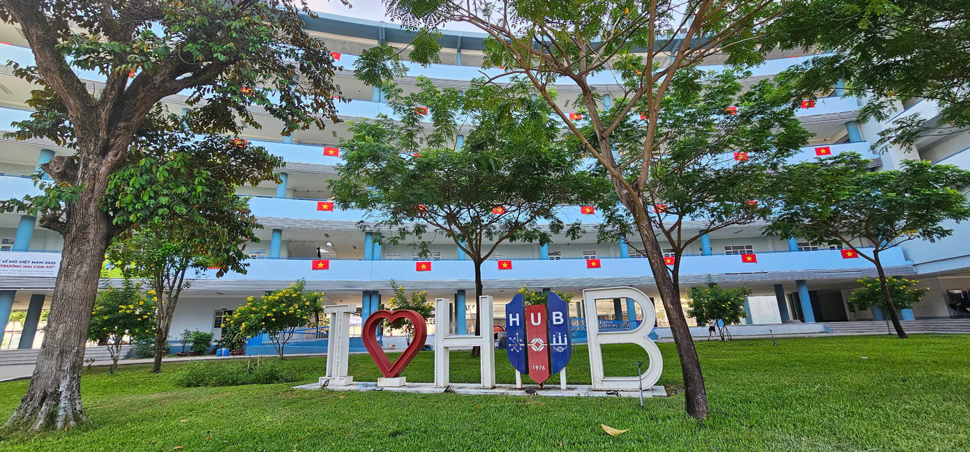 Hình ảnh tại Trường ĐH Ngân hàng TPHCM