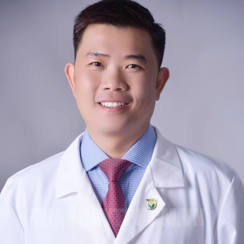 Ông Nguyễn Thanh Hiệp, Phó bí thư Đảng ủy, Phó chủ tịch Hội đồng trường, Hiệu trưởng Trường ĐH Y khoa Phạm Ngọc Thạch bị kỷ luật và điều chuyển công tác.