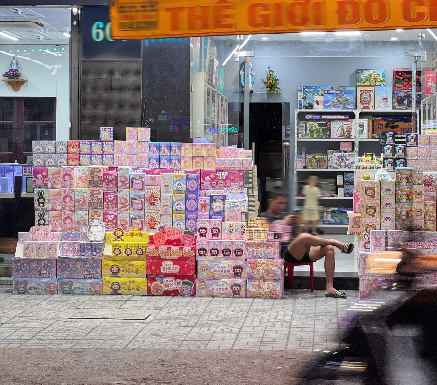 Baby three "chất đống" ế ẩm khiến nhiều người lỗ nặng