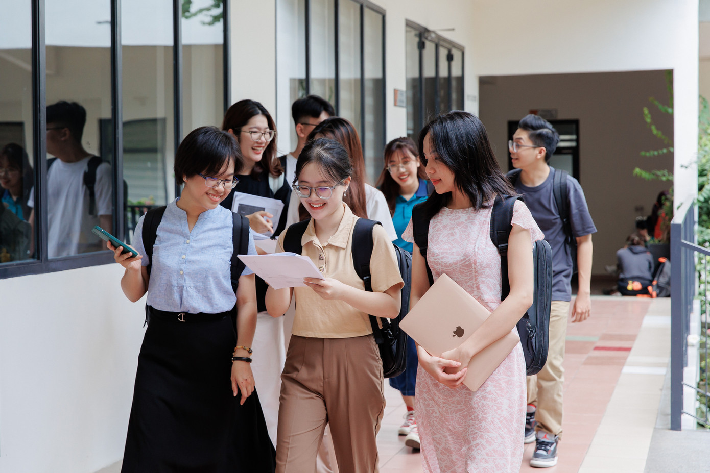 Sinh viên ĐH Kinh tế TPHCM Sinh viên ĐH Kinh tế TPHCM