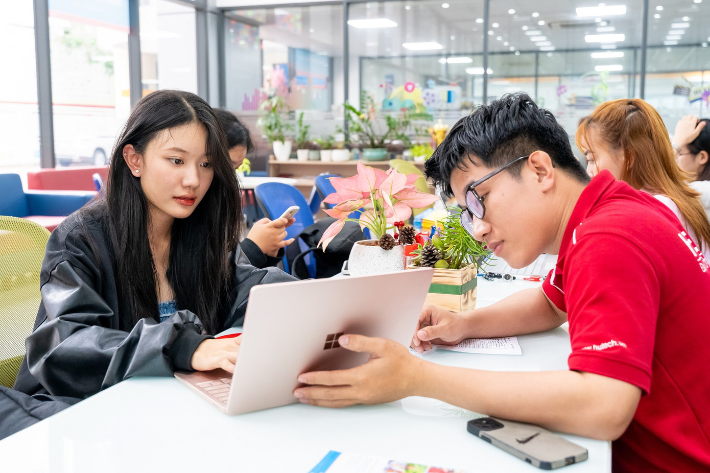 Nhiều trường đại học mở ngành mới, tiến tới đào tạo đa ngành đa lĩnh vực Nhiều trường đại học mở ngành mới, tiến tới đào tạo đa ngành đa lĩnh vực