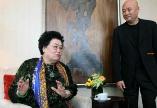 Đằng sau 28 năm hôn nhân của ‘Đường Tăng’ và vợ tỷ phú hơn 11 tuổi ảnh 5