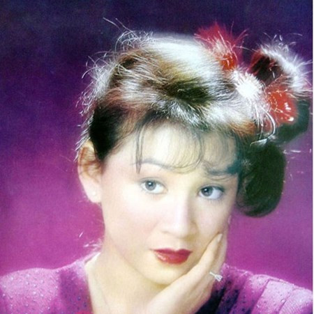 Tình duyên trắc trở của 7 mỹ nhân Hồng Kông ảnh 9