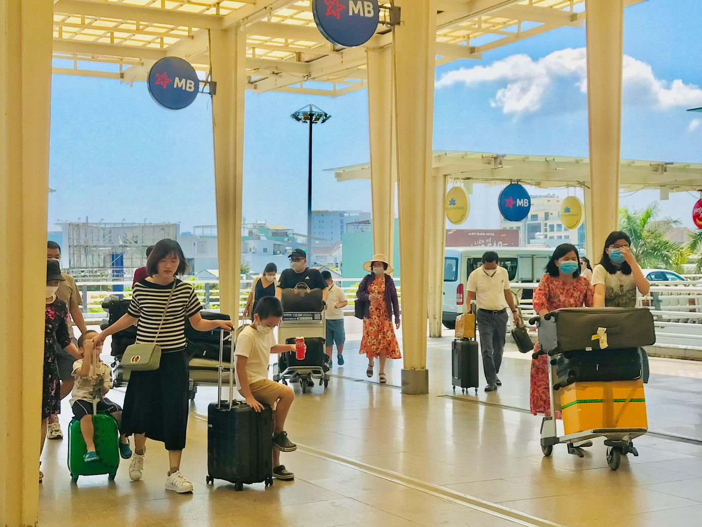 Theo ghi nhận sáng 4/9, sân bay Đà Nẵng có lịch bay tới các tỉnh dày đặc như TP Hồ Chí Minh, Hà Nội, Hải Phòng...