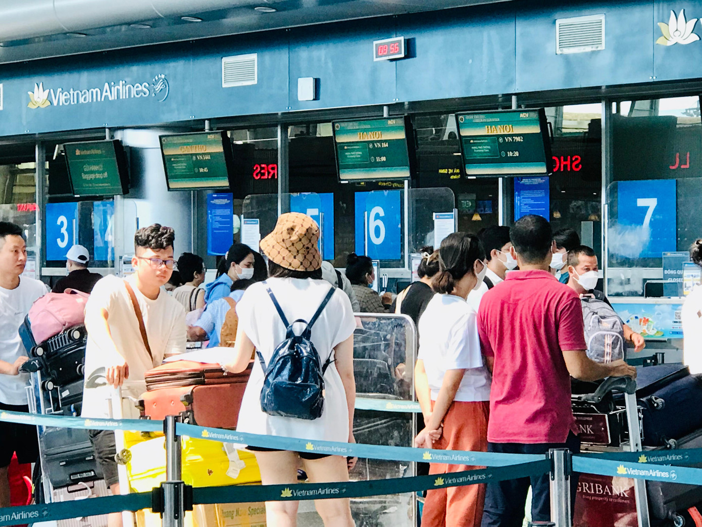 Trong 8 tháng năm 2022, Đà Nẵng trên đà phục hồi du lịch với tổng lượt khách tại các cơ sở lưu trú ước đạt gần 2,4 triệu lượt, tăng 125,7% so với cùng kỳ.