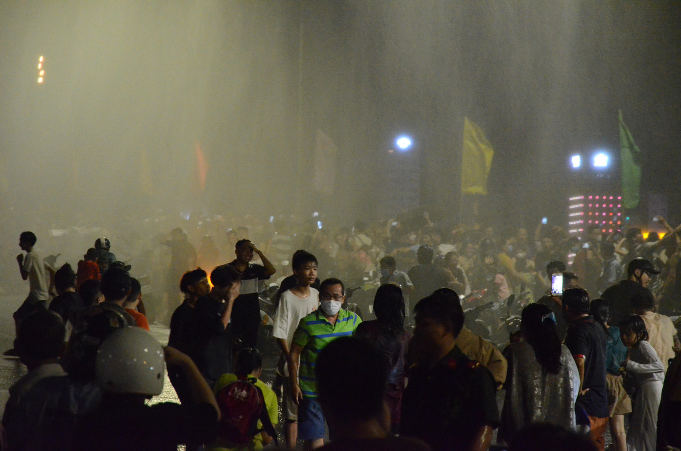 Khi "rồng phun nước"