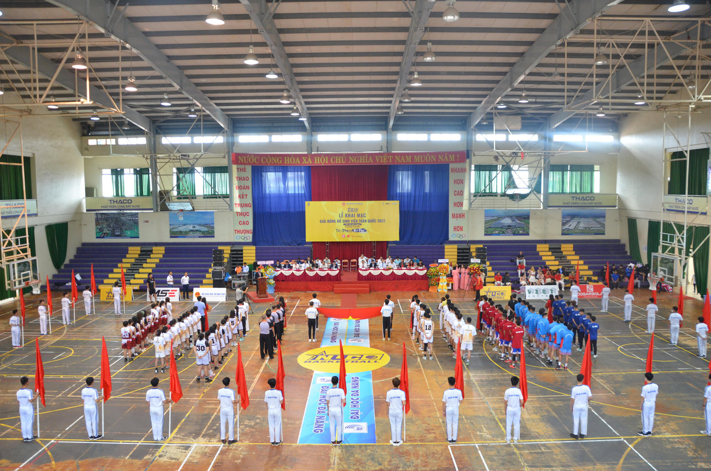 Toàn cảnh lễ khai mạc Giải bóng rổ sinh viên toàn quốc năm (NUC) 2022 khu vực miền Trung sáng 19/10. Ảnh: Thái Lâm. Toàn cảnh lễ khai mạc Giải bóng rổ sinh viên toàn quốc năm (NUC) 2022 khu vực miền Trung sáng 19/10. Ảnh: Thái Lâm.