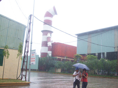 Ống khói trong nhà máy