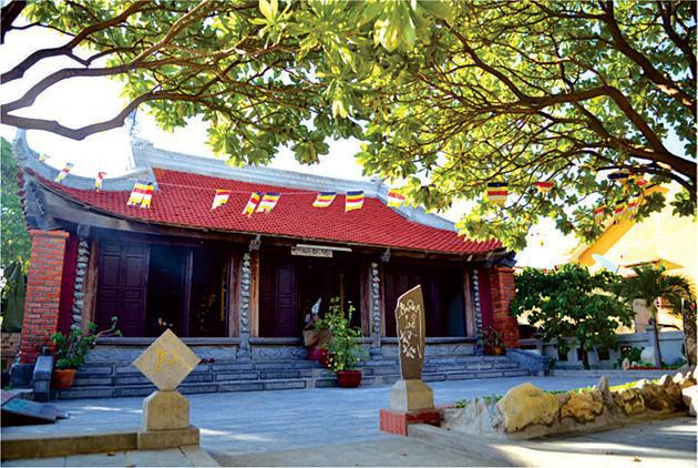 Chùa Sinh Tồn. Ảnh Lê Thao - Bá Ngọc