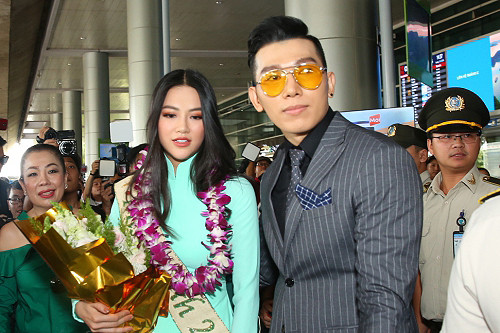 Showbiz 11/11-Động thái bất ngờ của Cát Phượng sau scandal của chồng ảnh 3